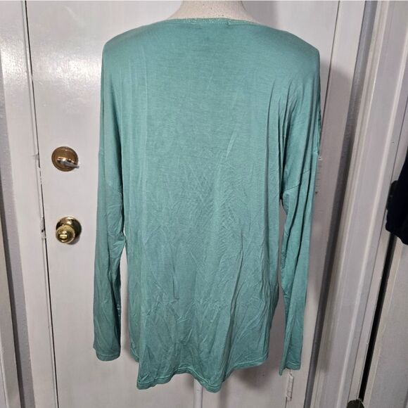 Brand Bazar Green Long Sleeve Top Made in Italy Front V Neck Embellished Details - Picture 2 of 10